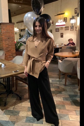 
                             
                                Жакет Селена.
                                Обложка отзыва пользователя Анжела Молодец
                             
                        