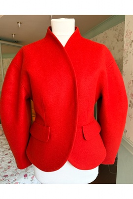 
                             
                                Миртл жакет.
                                Обложка отзыва пользователя Пользователь 495028
                             
                        