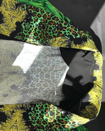 Из хлопка Versace