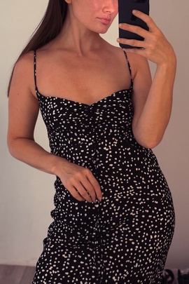 
                             
                                Тилла платье.
                                Обложка отзыва пользователя Пользователь 35771
                             
                        