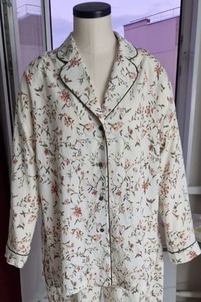 Красивая блуза для домашних и летних костюмов