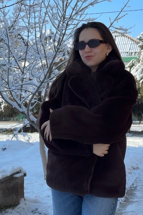 Впервые шила