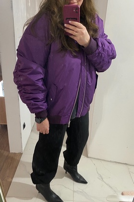 
                             
                                Дрейк бомбер.
                                Обложка отзыва пользователя Пользователь 278442
                             
                        