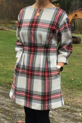 
                             
                                Helga dress.
                                Обложка отзыва пользователя Пользователь 426091
                             
                        