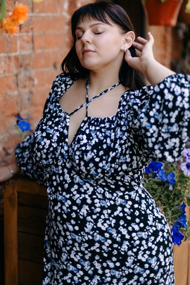 
                             
                                Розалин платье.
                                Обложка отзыва пользователя Пользователь 195620
                             
                        