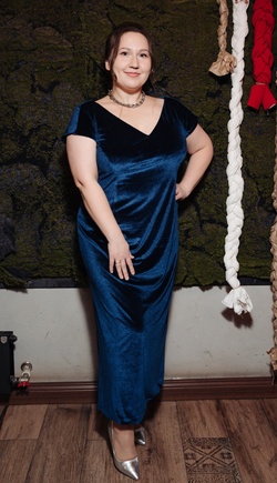 Моё первое платье из бархата