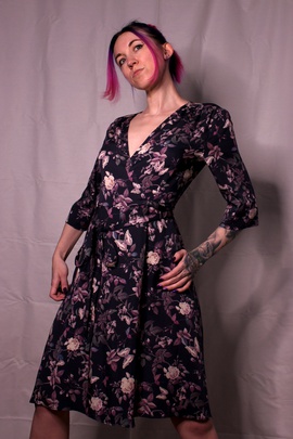 
                             
                                Платье Яна.
                                Обложка отзыва пользователя Элен
                             
                        