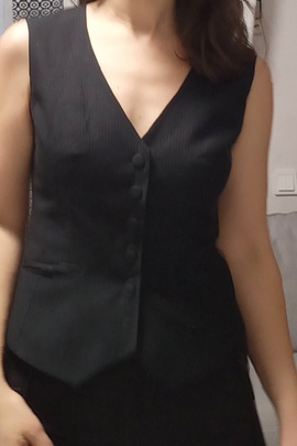 
                             
                                Жилет Лилиана.
                                Обложка отзыва пользователя Пользователь 206479
                             
                        