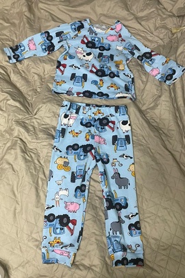 
                             
                                Кори брюки пижамные.
                                Обложка отзыва пользователя Пользователь 414599
                             
                        