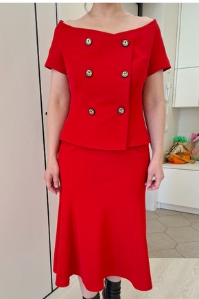 Красный жакет