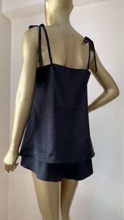 Второй топ по выкройке Мира