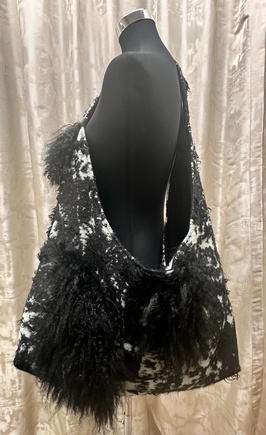 трендовая сумка отличного кроя