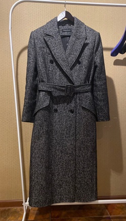 Стильная модель с небольшой коррекцией .