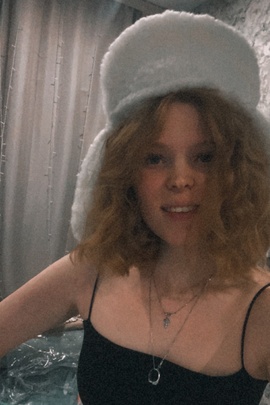 
                             
                                Джису шапка.
                                Обложка отзыва пользователя Александра
                             
                        