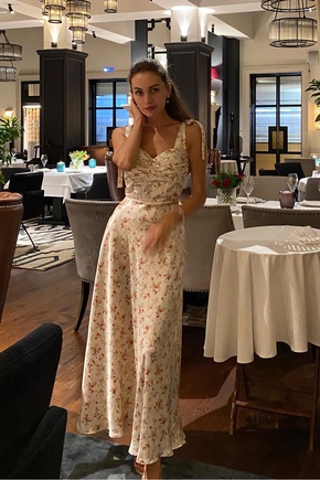 Романтичное платье