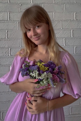 
                             
                                Платье Юни.
                                Обложка отзыва пользователя Пользователь 30784
                             
                        