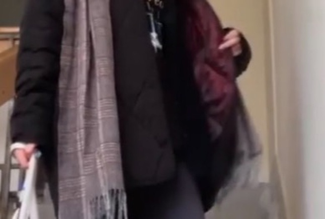 Отличная модная куртка