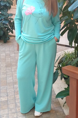 
                             
                                Брюки Рута.
                                Обложка отзыва пользователя Надежда 72089
                             
                        