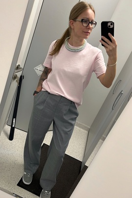 
                             
                                Брюки Карен.
                                Обложка отзыва пользователя Natalie
                             
                        