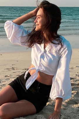 
                             
                                Блузка Люси.
                                Обложка отзыва пользователя Любовь
                             
                        