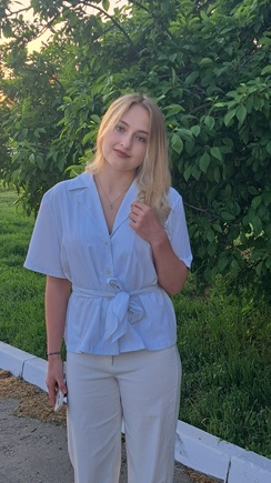 Летняя блузка