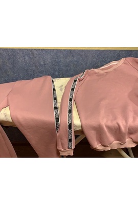 
                             
                                Джемпер Ника.
                                Обложка отзыва пользователя Пользователь 10109
                             
                        