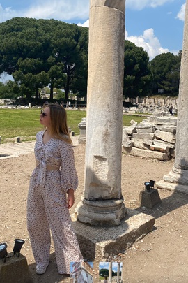 
                             
                                Блузка Люси.
                                Обложка отзыва пользователя Poposha
                             
                        