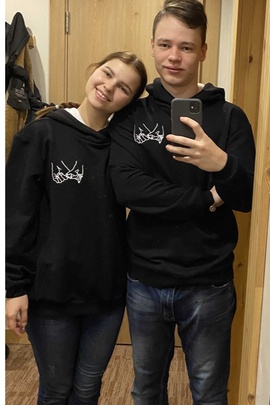 
                             
                                Худи Брэд.
                                Обложка отзыва пользователя Пользователь 203752
                             
                        