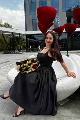 
                             
                                Мериэль платье.
                                Обложка отзыва пользователя Александра Мирошкина
                             
                        