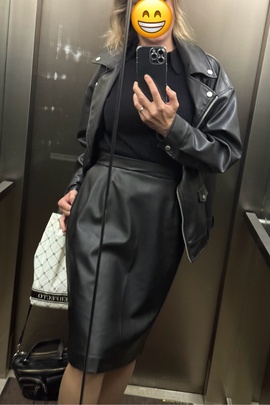 
                             
                                Клодия юбка.
                                Обложка отзыва пользователя Агафонова Юлия
                             
                        