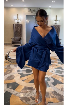 
                             
                                Амаль халат.
                                Обложка отзыва пользователя Пользователь 140250
                             
                        