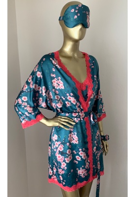 
                             
                                Пеньюар Майя.
                                Обложка отзыва пользователя Kati_Mos
                             
                        