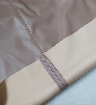 Именно такой фасон искала и нашла)