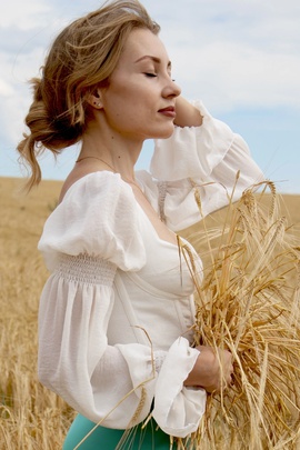 
                             
                                Кьяра блузка.
                                Обложка отзыва пользователя Пользователь 267720
                             
                        