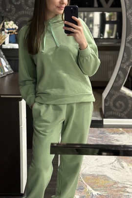 
                             
                                Худи Лилас.
                                Обложка отзыва пользователя Пользователь 279268
                             
                        