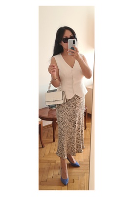 
                             
                                Жилет Лилиана.
                                Обложка отзыва пользователя Пользователь 119419
                             
                        