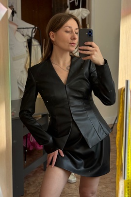 
                             
                                Минерва жакет.
                                Обложка отзыва пользователя Юлия Моргунова
                             
                        