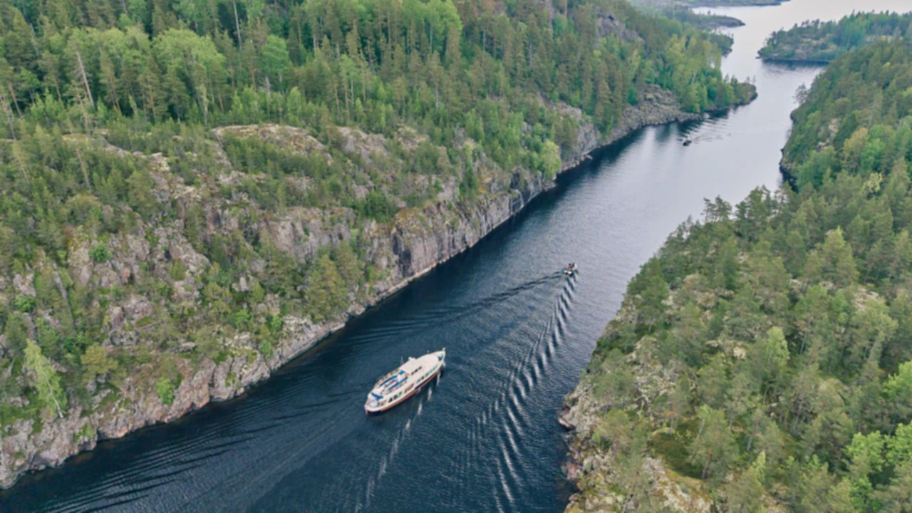 Круиз: Приозерск — Ладожские шхеры 