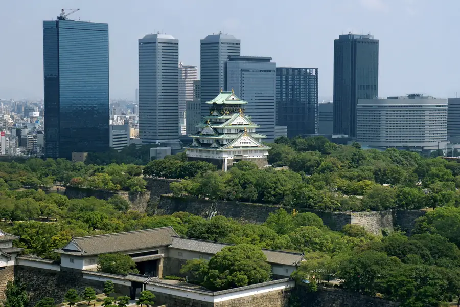 Osaka_Castle_03bs3200.jpg