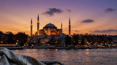 Anatolian Sunset Echoes