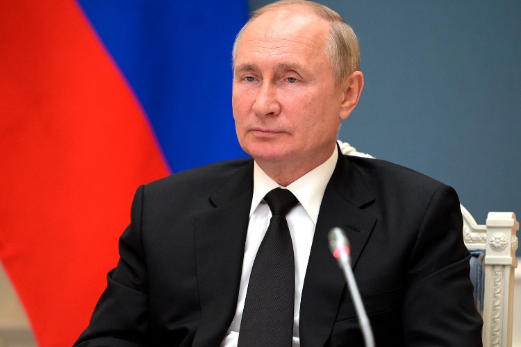 Путин одобрил введение нерабочих дней