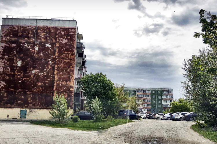 Канализация затапливает посёлок в Вольске, промывочная машина Водоканала сломалась