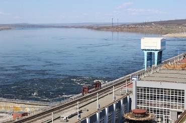 Саратовская ГЭС приступила к сбросу воды