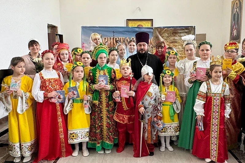 Пасхальное мероприятие в воронежском храме в честь иконы Божией Матери "Троеручица"