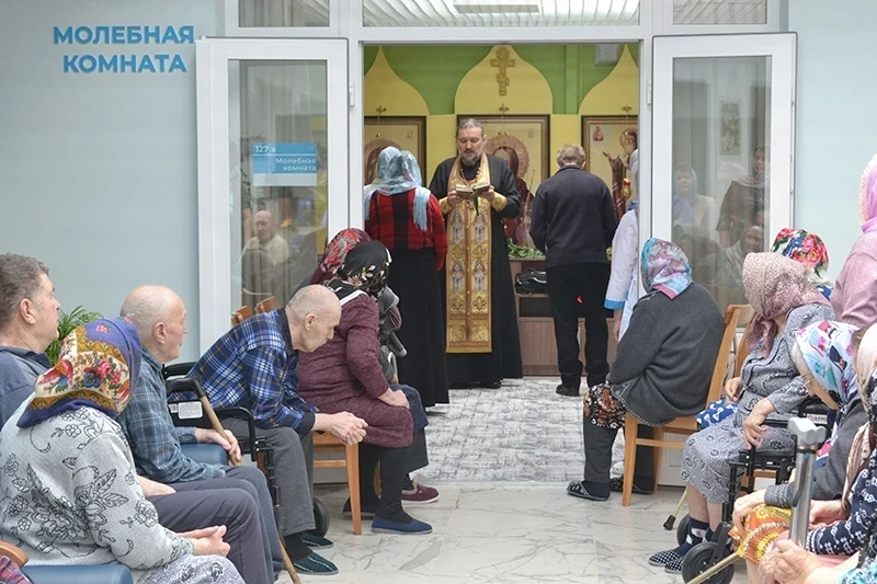 В праздник Благовещения Пресвятой Богородицы в Нижнедевицком пансионате был совершен молебен