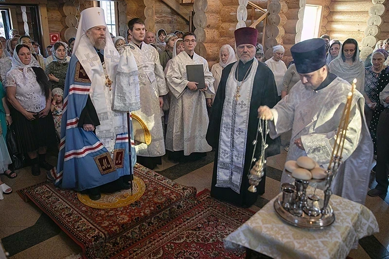 Правящий Архиерей совершил богослужение в Вознесенском храме г. Воронежа