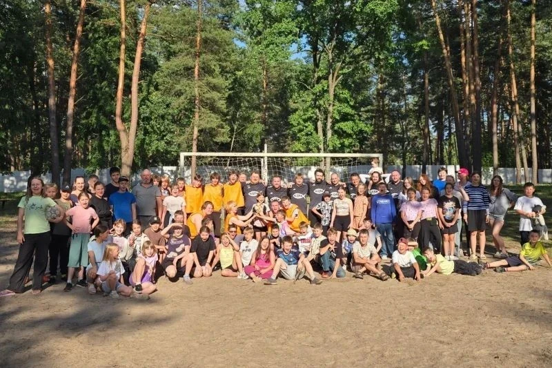 В детском православном лагере "Кристалл" состоялся товарищеский матч с командой "Ника"