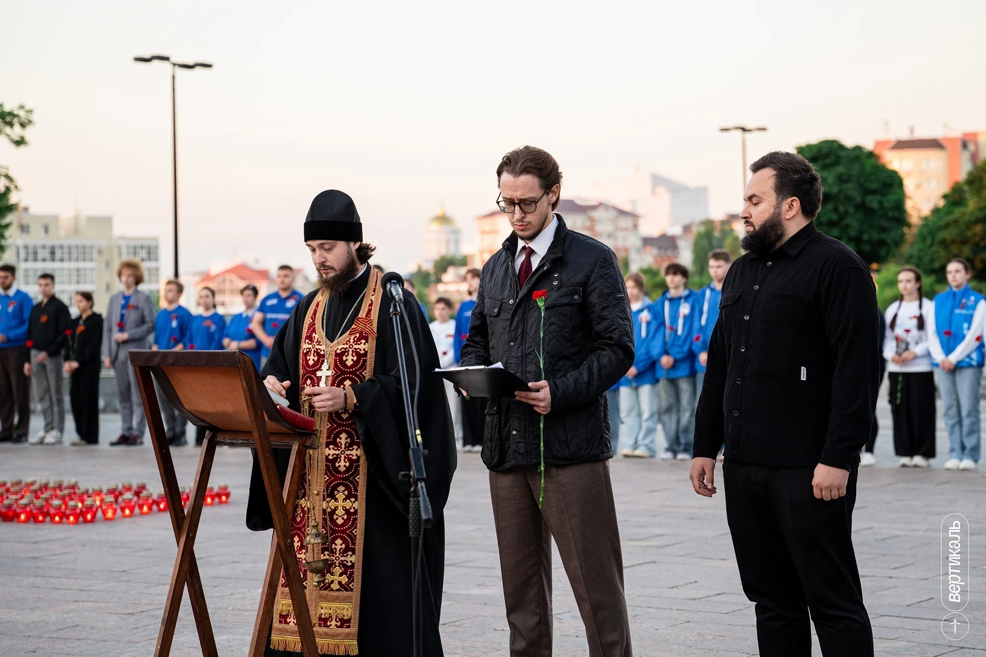 Актив молодежного отдела Воронежской епархии присоединился к всероссийской акции «Свеча памяти»