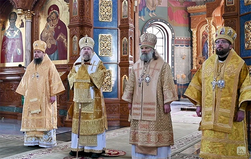 "Мы просим наших Небесных покровителей, чтобы благодать Духа Святого укрепила наши силы в служении Богу и ближним... " 