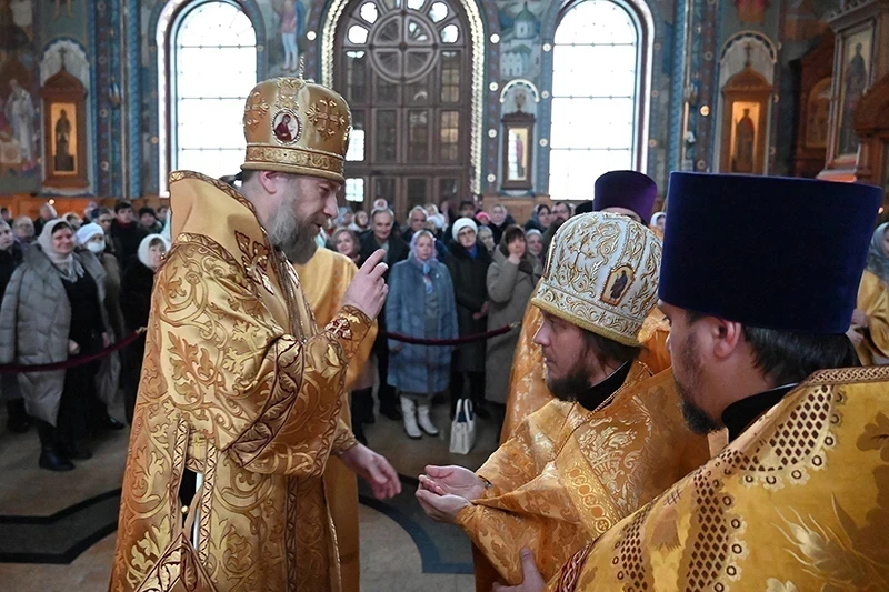 Митрополит Воронежский и Лискинский Леонтий возвел иеромонаха Серафима (Тищенко) в сан архимандрита